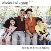 PhotosIndia - CD PIVCD019 - Family and Relationships
