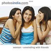 PhotosIndia - CD PIVCD029 - Women Unwinding with Friends